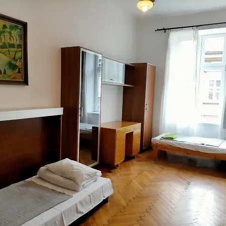 Apartment Wielopole 9